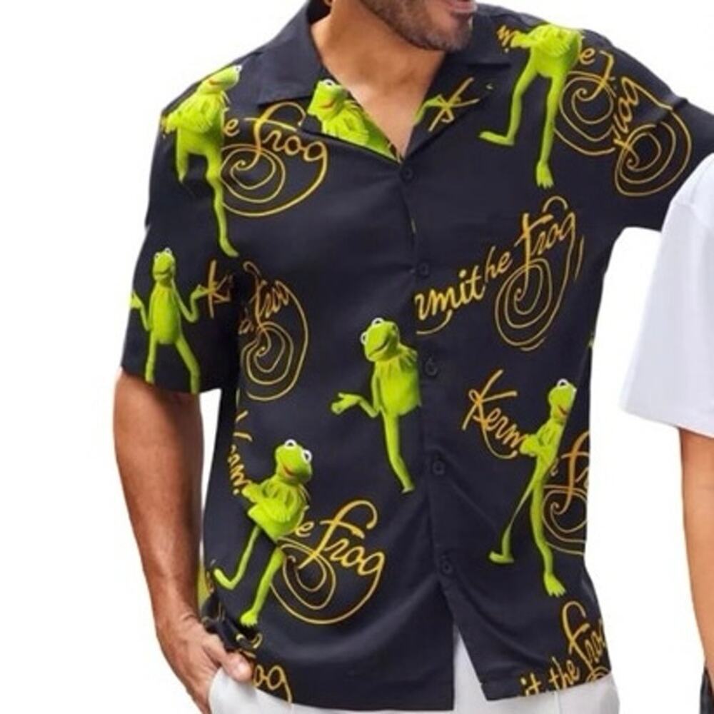 NWT Disney Parks Men’s Kermit The Frog Short Sleeve Button Down Shirt Size L/XL